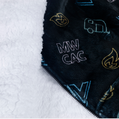 Kids Camp Moodie – Cozy & Oversized